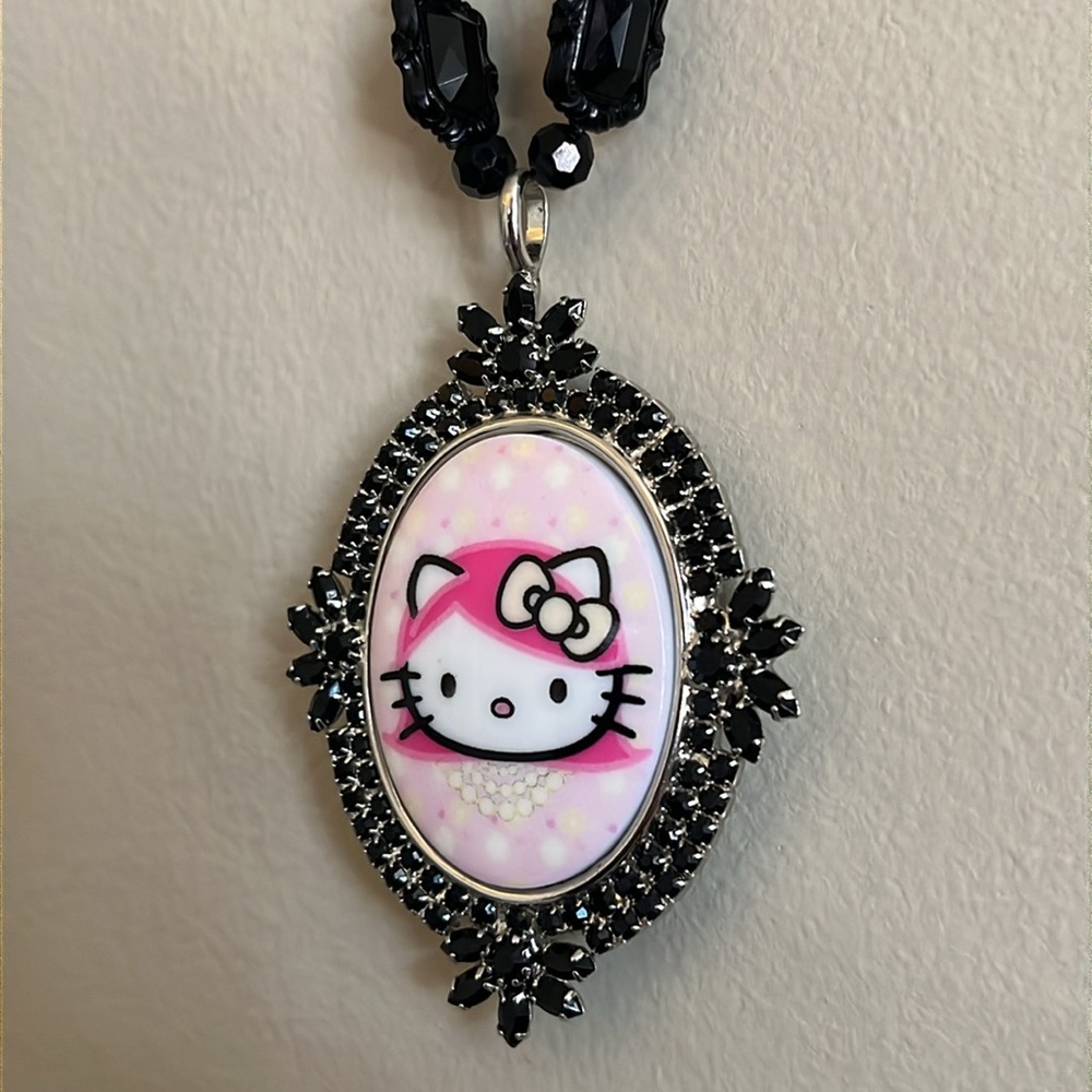 Tarina Tarantino Hello Kitty Pink Head Necklace - Picture 3 of 13
